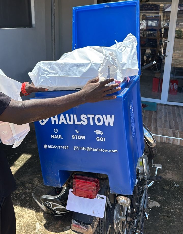 Haulstow delivery box on a motorbike